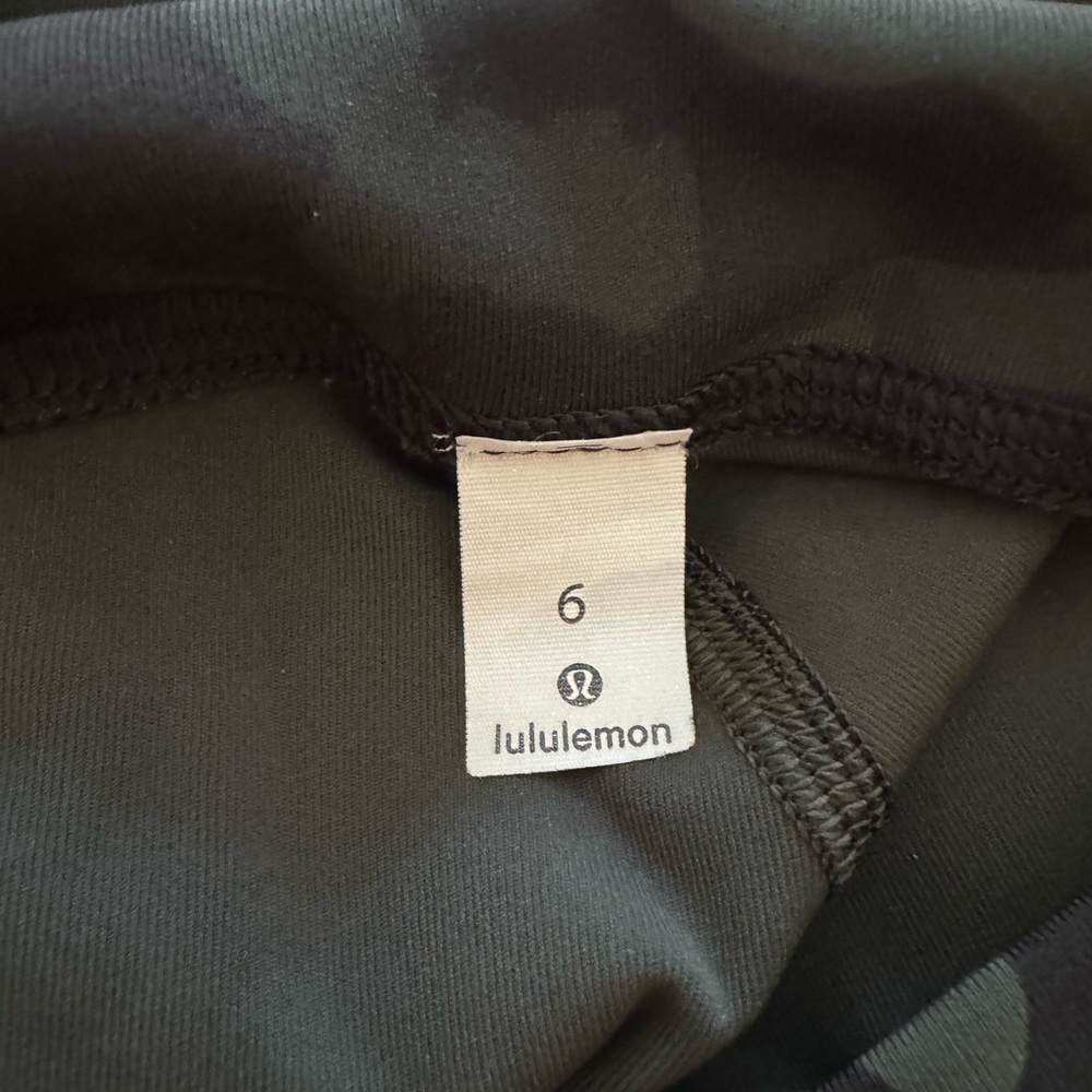Lululemon camouflage print leggings